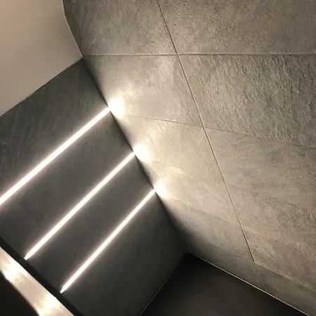 Apulia Nirvana House شقة باري